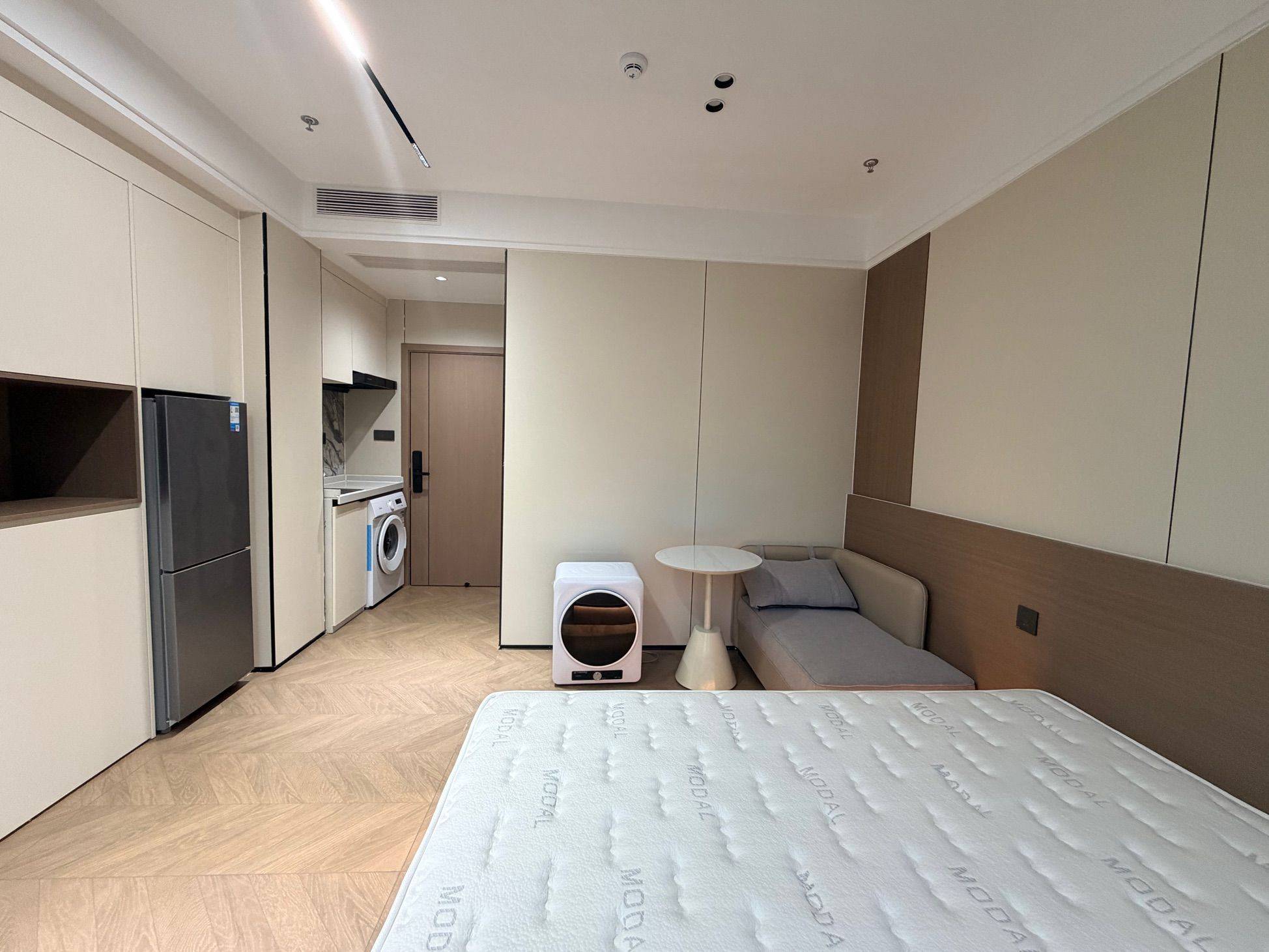 美寓服务式公寓(中山公园地铁站店)