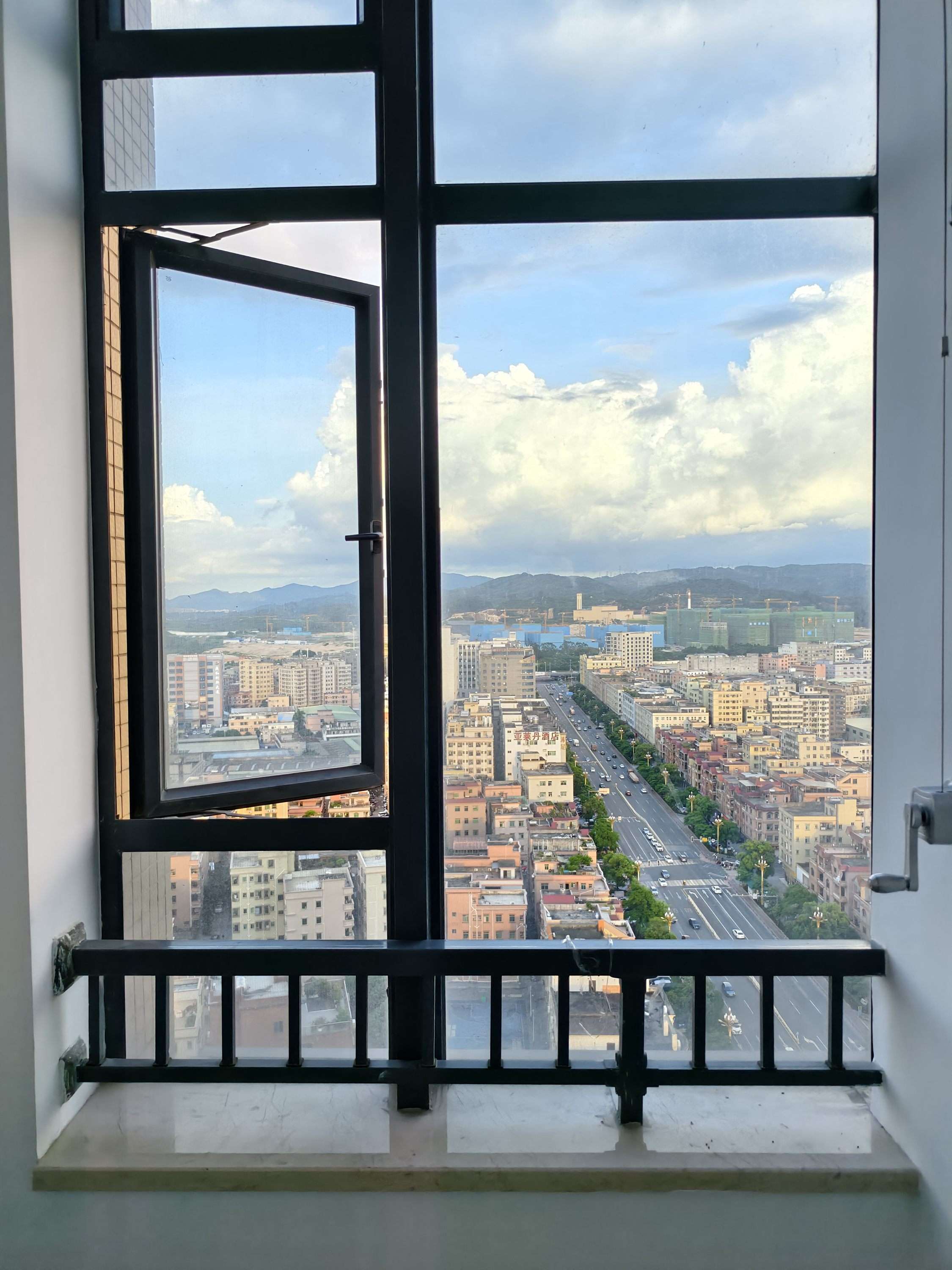 厚街工业大厦