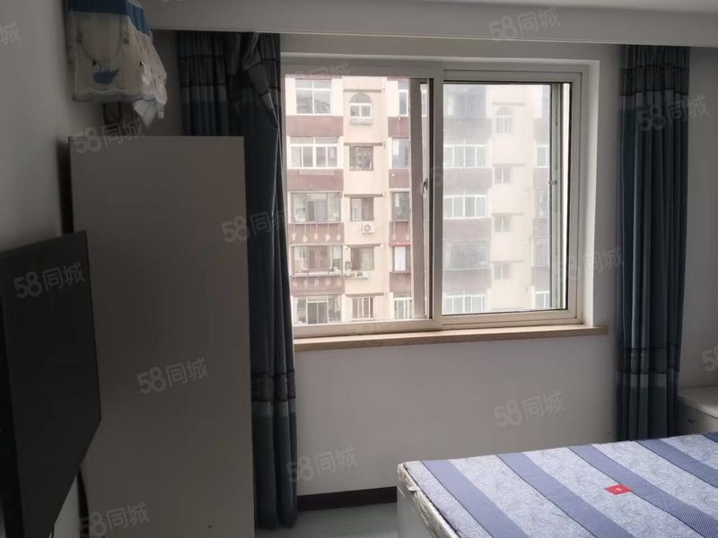 整租 | 六号小区，步梯七楼，二室一厅，有空调，拎包入住