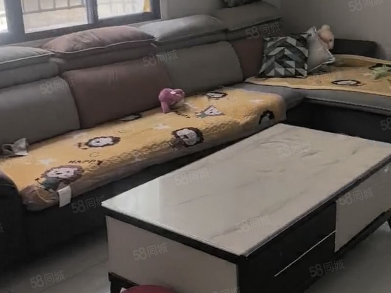 整租 | 明堂后路3楼，精装修3房2卫，家具家电齐生活交通便利