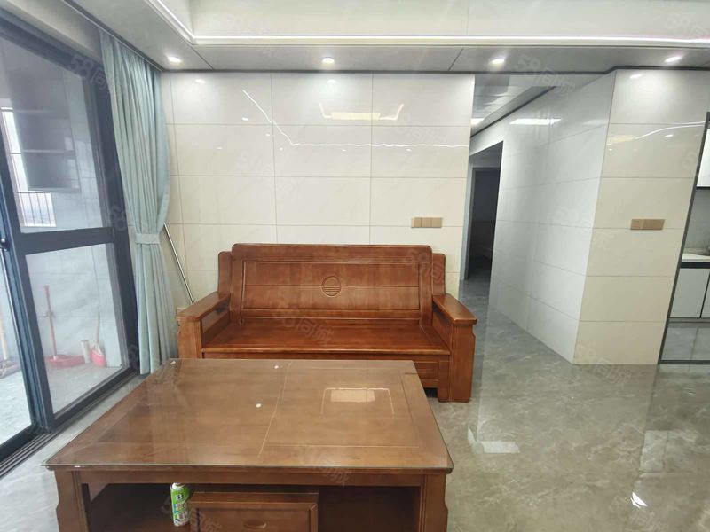 整租 | 金融中心附近滨江苑小区精装修采光好拎包入住免费停车