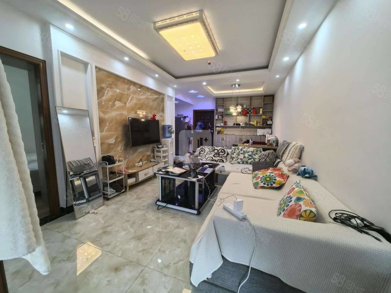 整租 | 中建华府精装修家具家电齐全，拎包入住