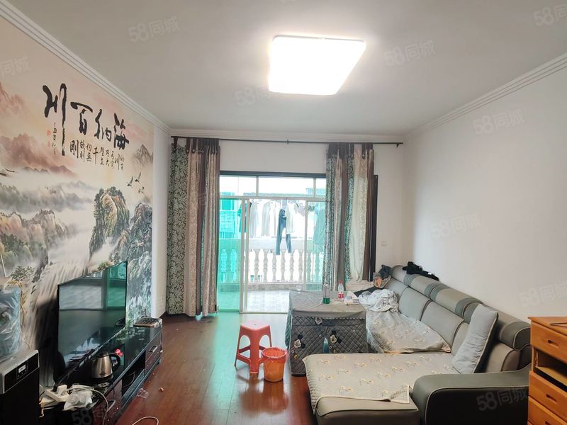 整租 | 黎阳家园十二组团 精装修 通风好 3室2厅2卫 随时
