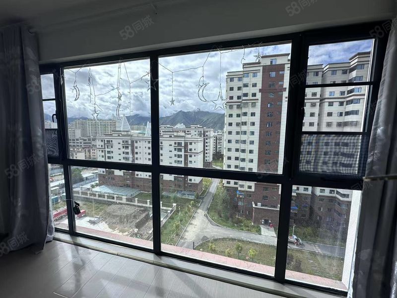 整租 | 东郡嘉华府 万达旁 新房高楼层 落地窗