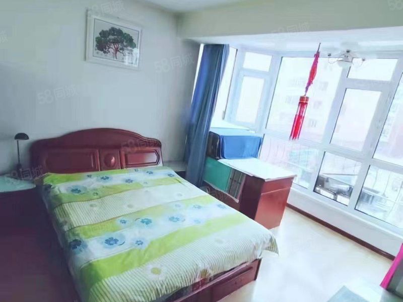 整租 | 吉祥花园设施齐全拎包入住一室三楼不短租700
