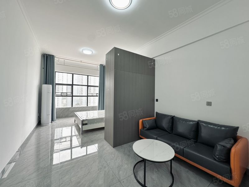 整租 | 实拍价真 33中 押一付一 1米8大床 密码锁 宽敞