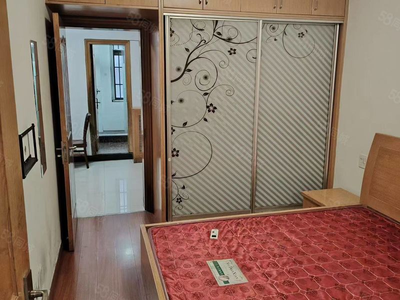整租 | 永丰公寓小区停车方便，周边配套设施齐全，旁边超市菜场