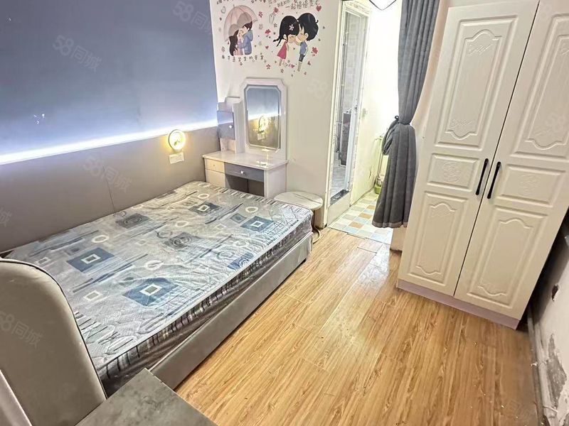 合租 | 胜利路万方城对面，地矿小区主卧带独卫厨房押一付一无中