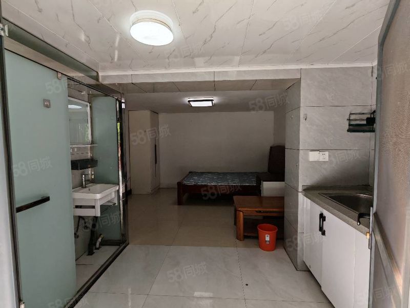 整租 | 出租莱茵名郡一室一厅精装修，家具家电齐全拎包即住随时