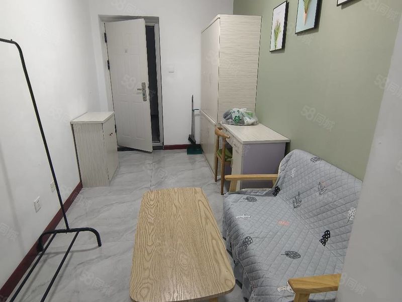 合租 | 南门广场金泰大厦数码城旁鸿瑞名邸小区单间出租